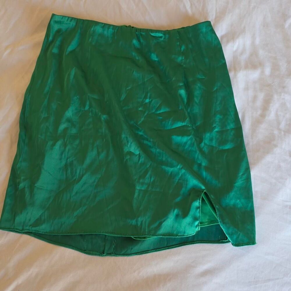 Prettylittlething Women's Pink and Green Skirt